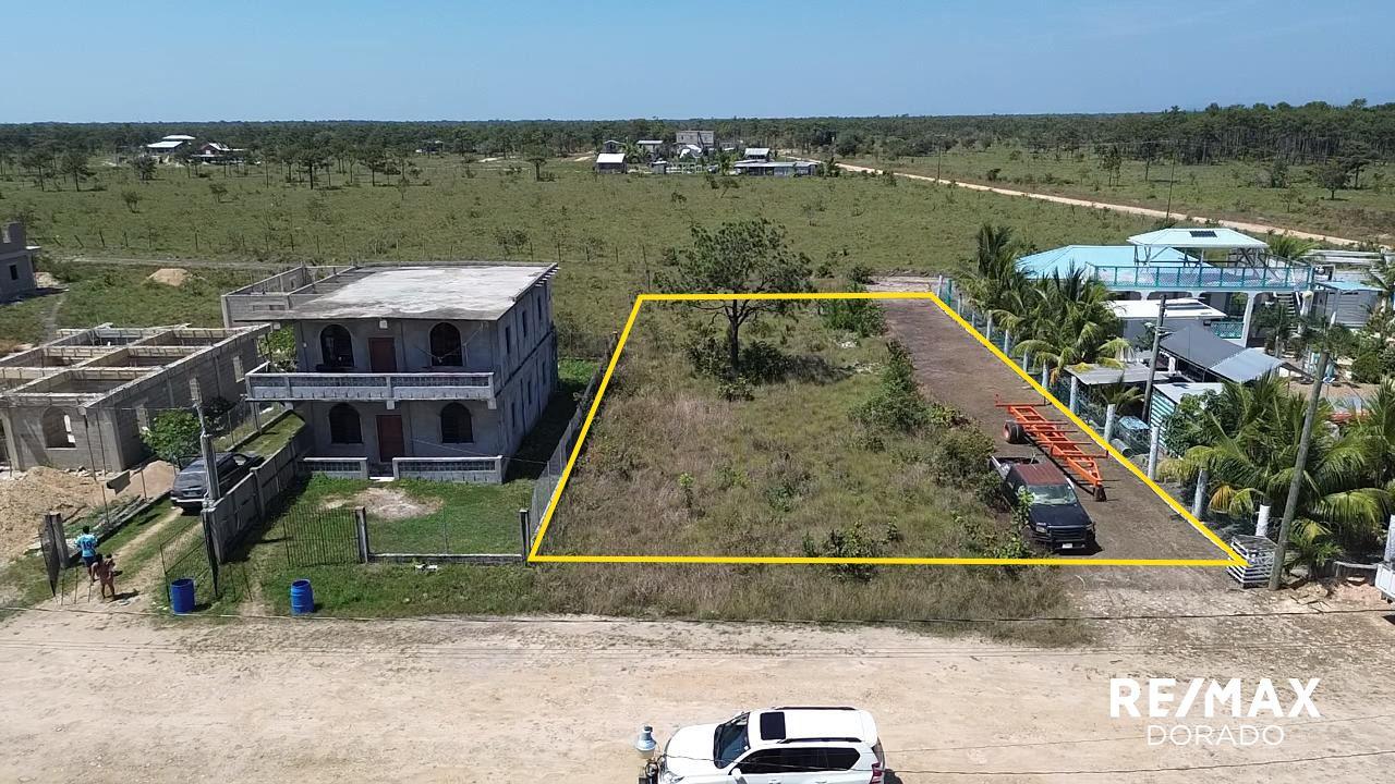 Independence Village, Stann Creek, Belize — photo 1