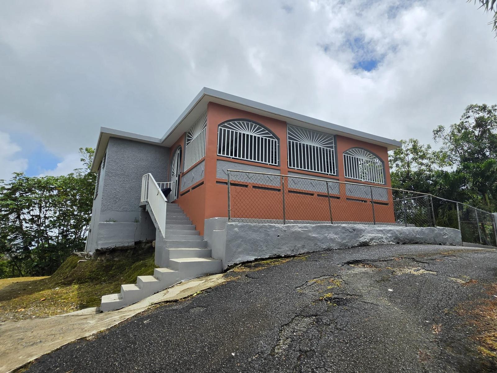 3BR/2BA Home in Quebrada Arenas | 3,187 m² — photo 2