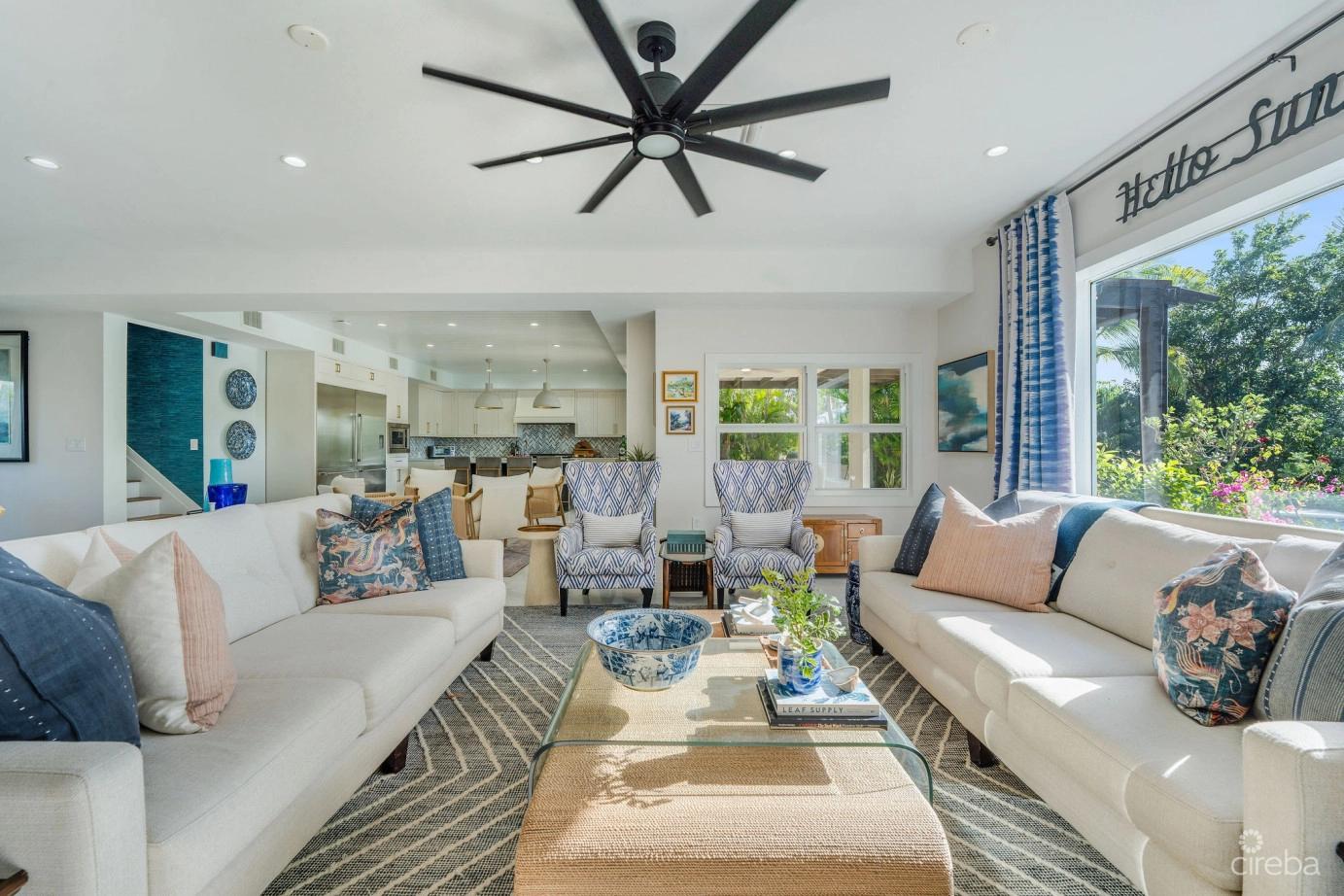 4 bedroom property for sale — photo 3