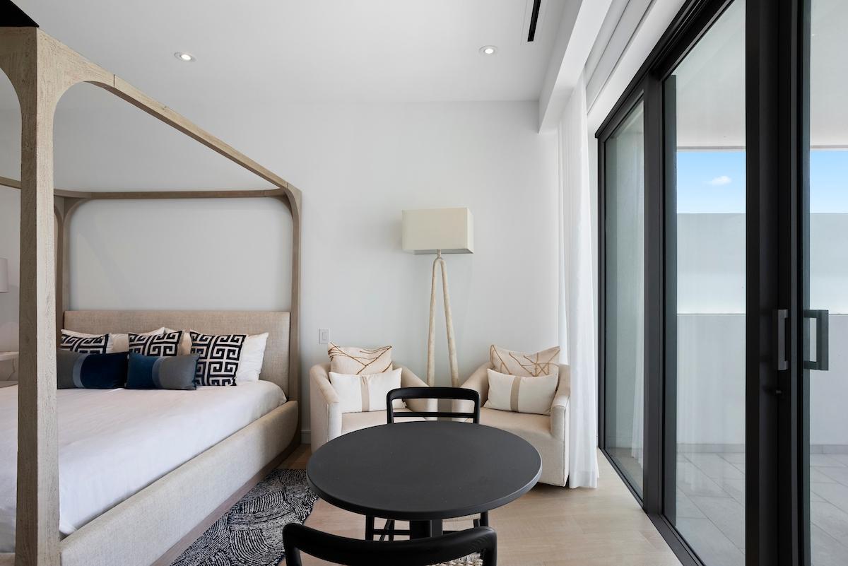 1 bedroom Apartment for sale at Goldwynn, Nassau — photo 5