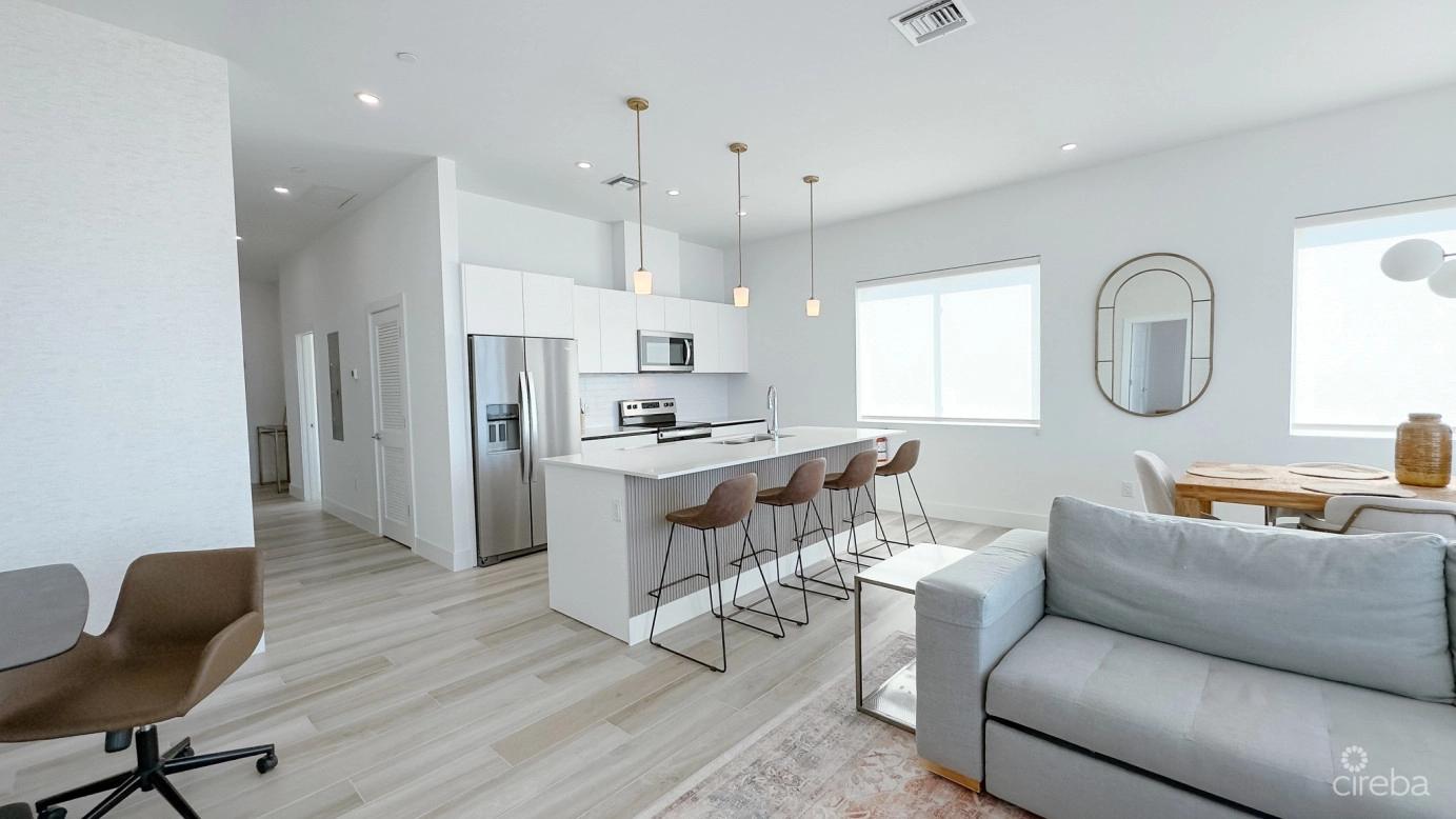 3 Bedroom Condo for Sale in Sunset Point, West Bay, Cayman Islands — photo 4