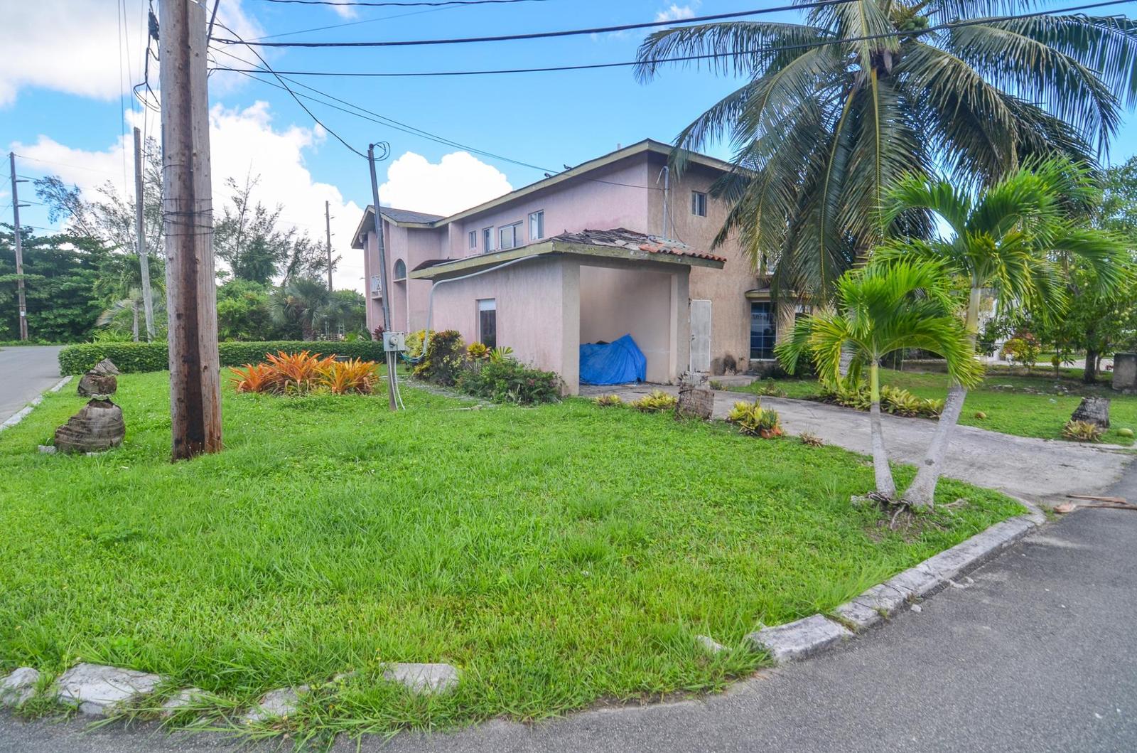 4 bedroom Residence for sale in TROPICAL GARDENS — photo 5