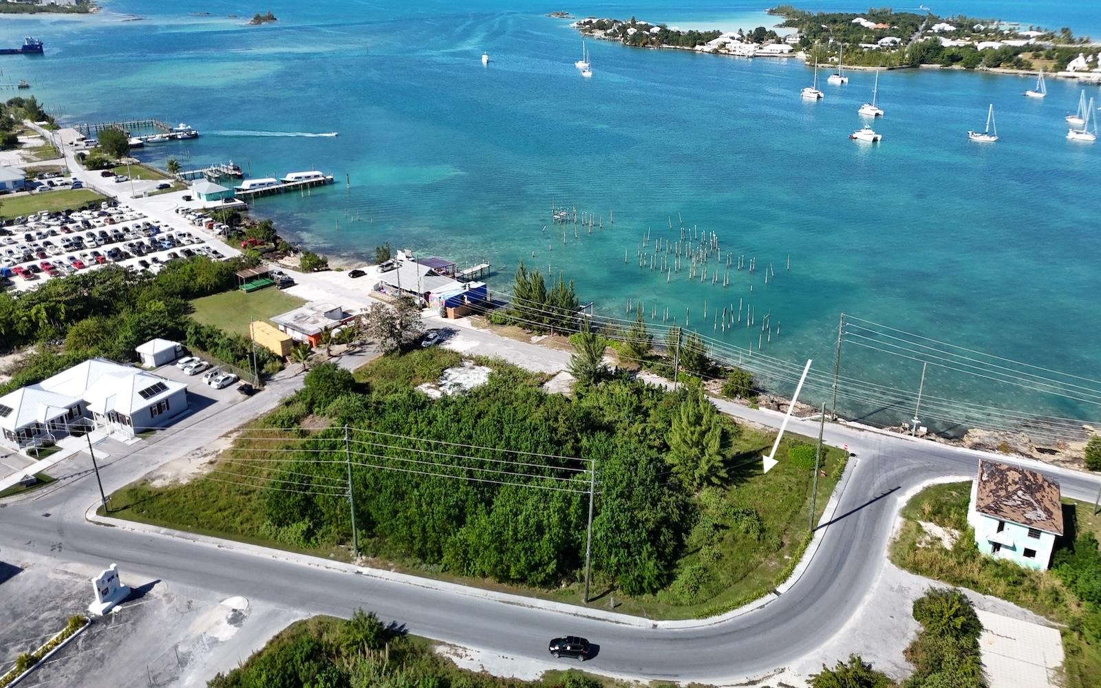 0.39 Acres of Harbour-Front Lot for Sale, Marsh Harbour, Abaco, Bahamas — photo 3