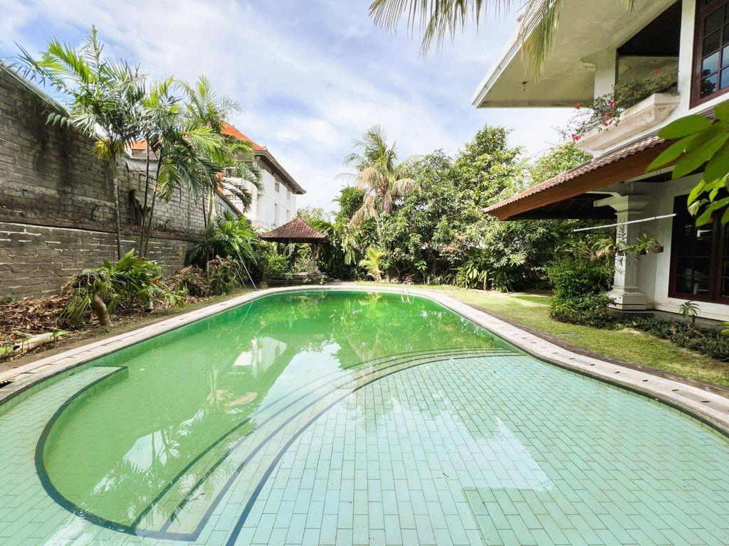 4 bedroom luxury home in Denpasar, Bali — photo 3
