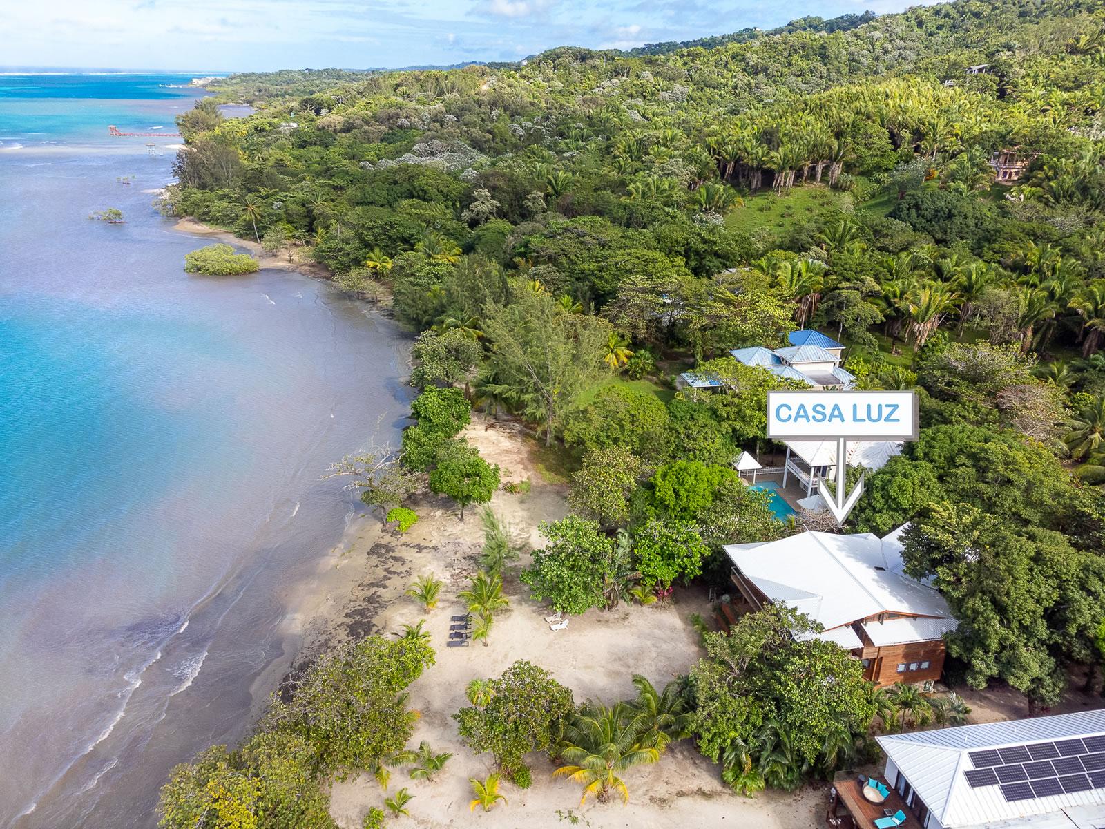 4 Bedroom Beachfront Home for Sale, Palmetto Bay, Roatan — photo 2