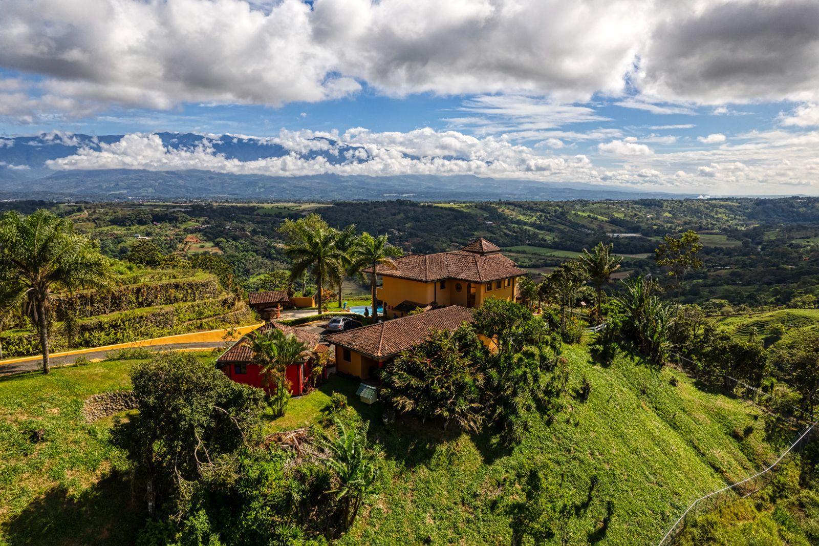 5 Bedroom Luxury House for Sale, Los Altos de San Juan, Perez Zeledon, San Jose, Costa Rica — photo 3