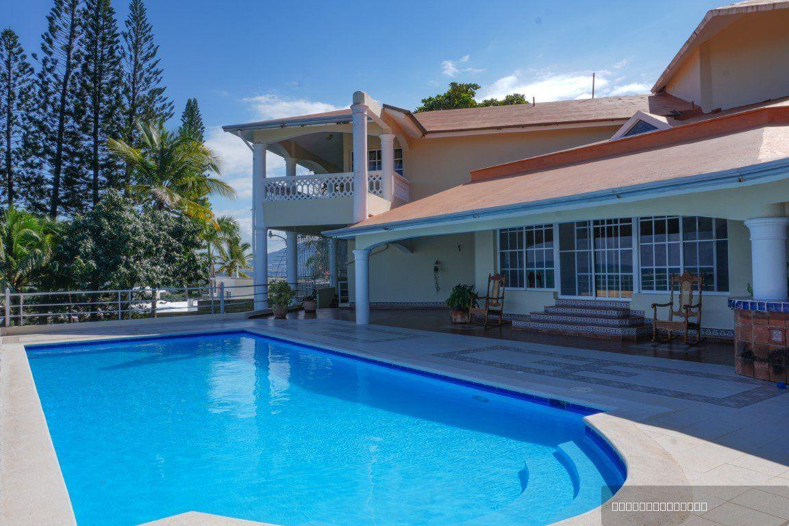 5-Bedroom Oceanview Villa in Cofresí, Puerto Plata — photo 1