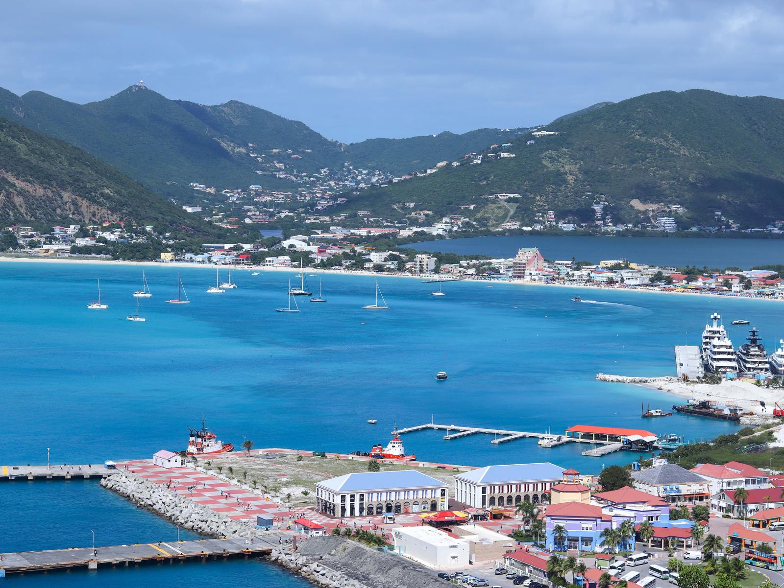 Monte Vitsa 2 bedroom with AMAZING VIEW, Pointe Blanche, St Maarten — photo 4