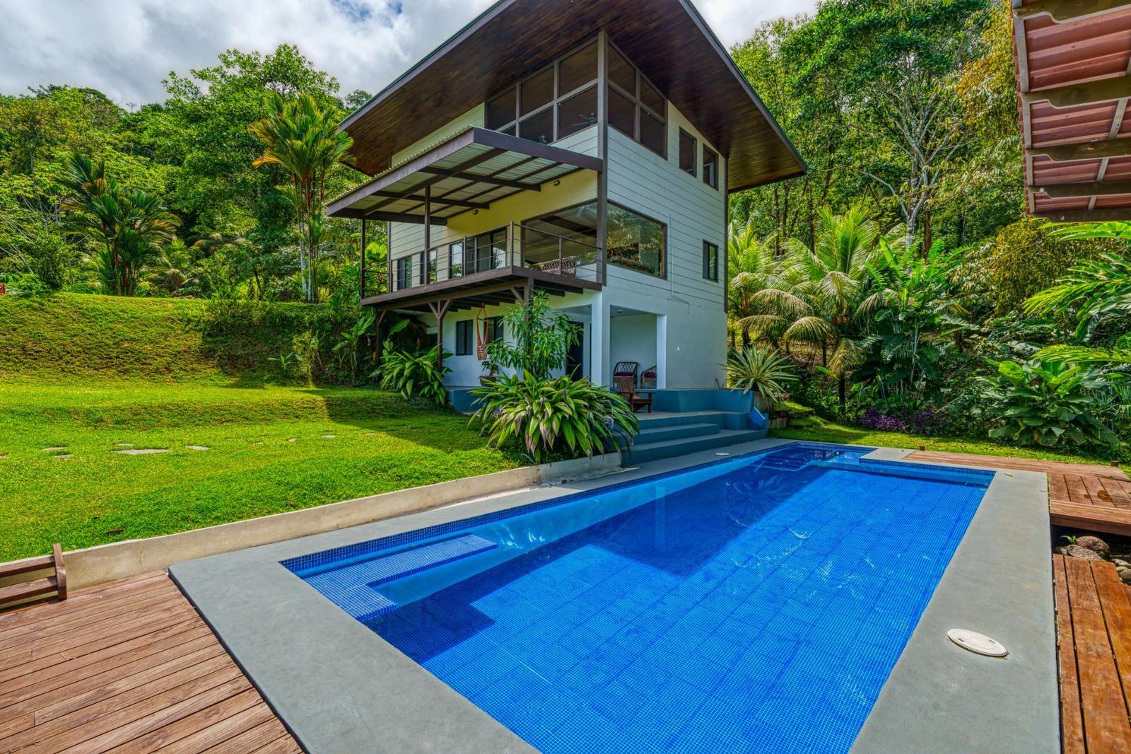 8 Bedroom Property for Sale, Portalon / Matapalo, Puntarenas, Costa Rica — photo 1