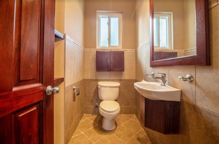 Beautiful 3 Bedrooms Beachfront Penthouse — photo 5