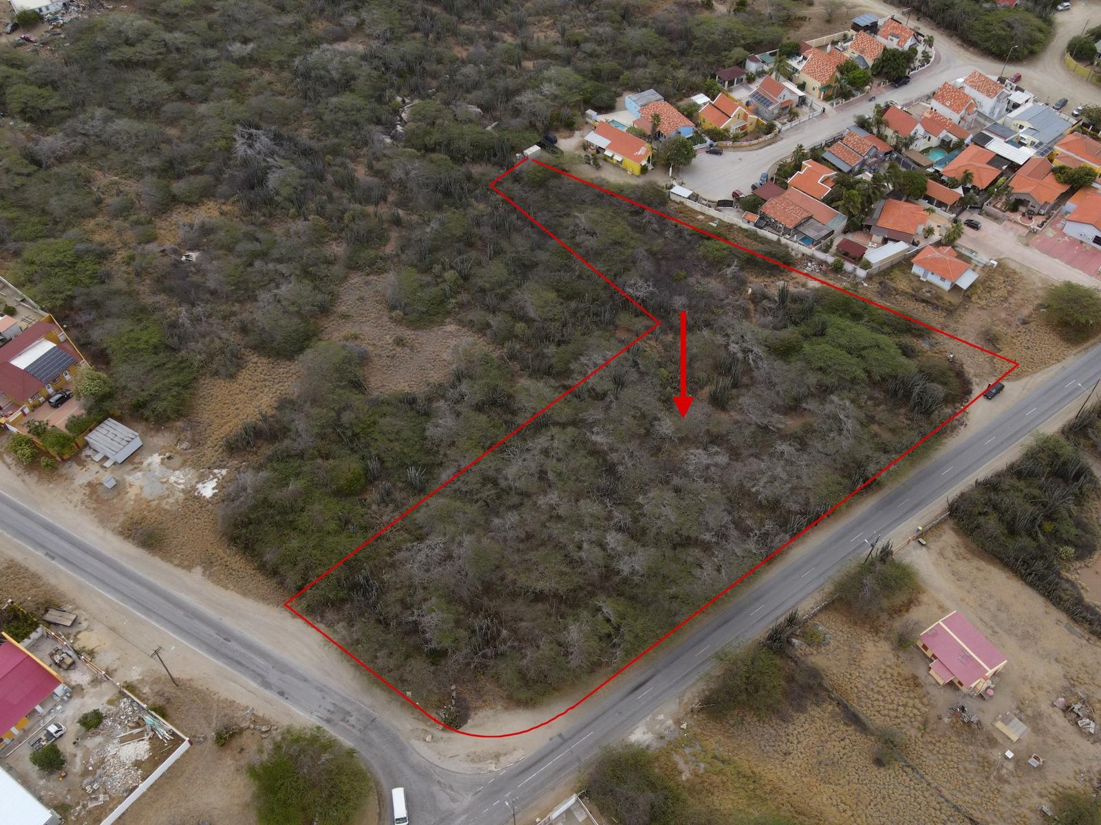 Full Ownership Land in Calbas (on Hold) — photo 1