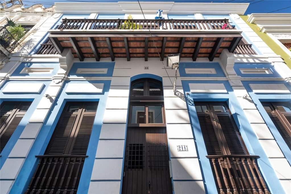 Rare Penthouse with Tremendous Terrace in Old San Juan — photo 3