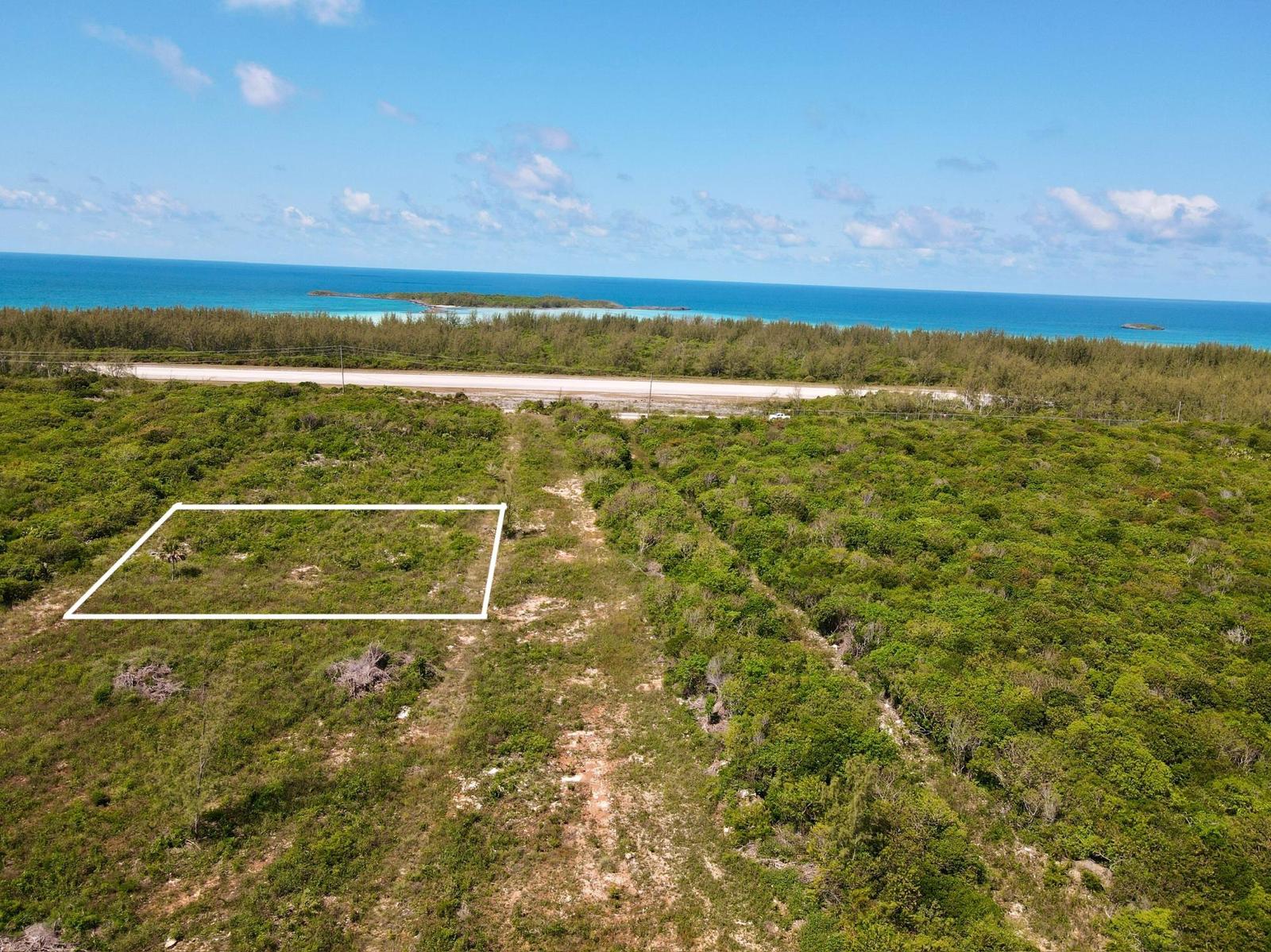GOVERNOR’S HARBOUR LOT B1 — photo 1