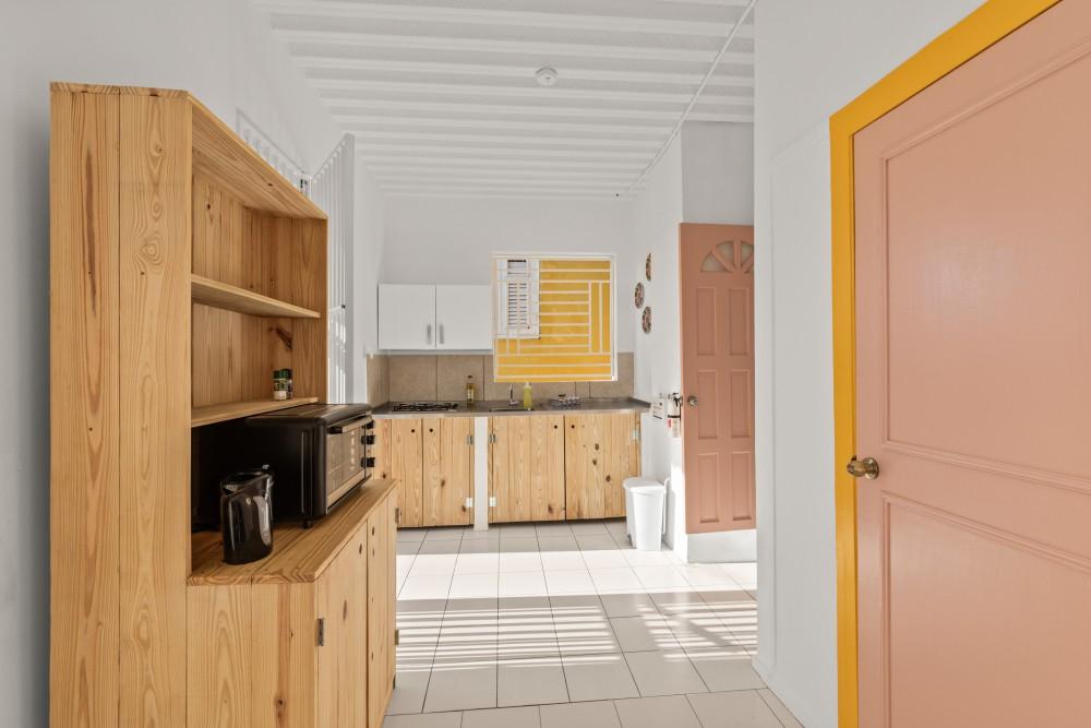 Fully operational student housing complex with 30 rooms for sale — photo 4
