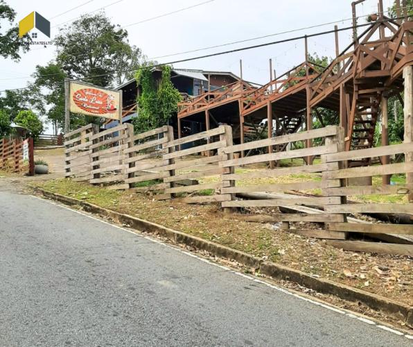 Santa Luisa Estate and Restaurant For Sale — photo 1