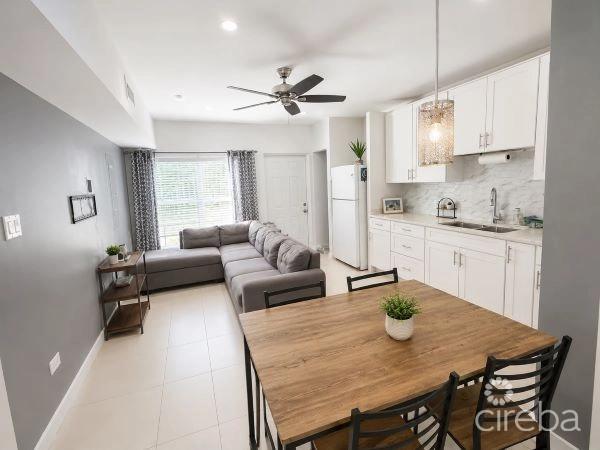 2 Bedroom Condo for Sale in George Town, Grand Cayman — photo 2