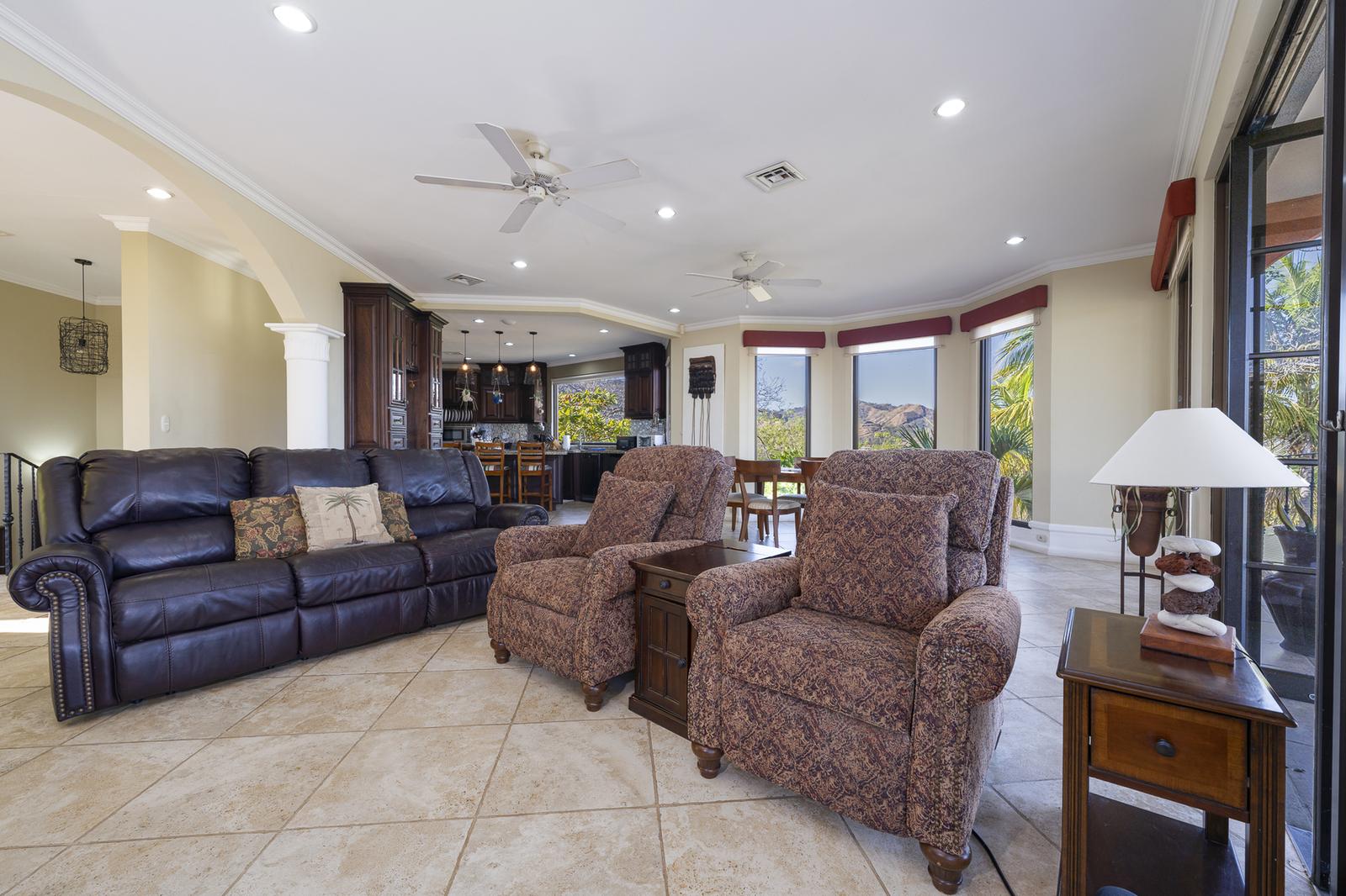 5 Bedroom Home for Sale, Playas del Coco, Guanacaste, Costa Rica — photo 5