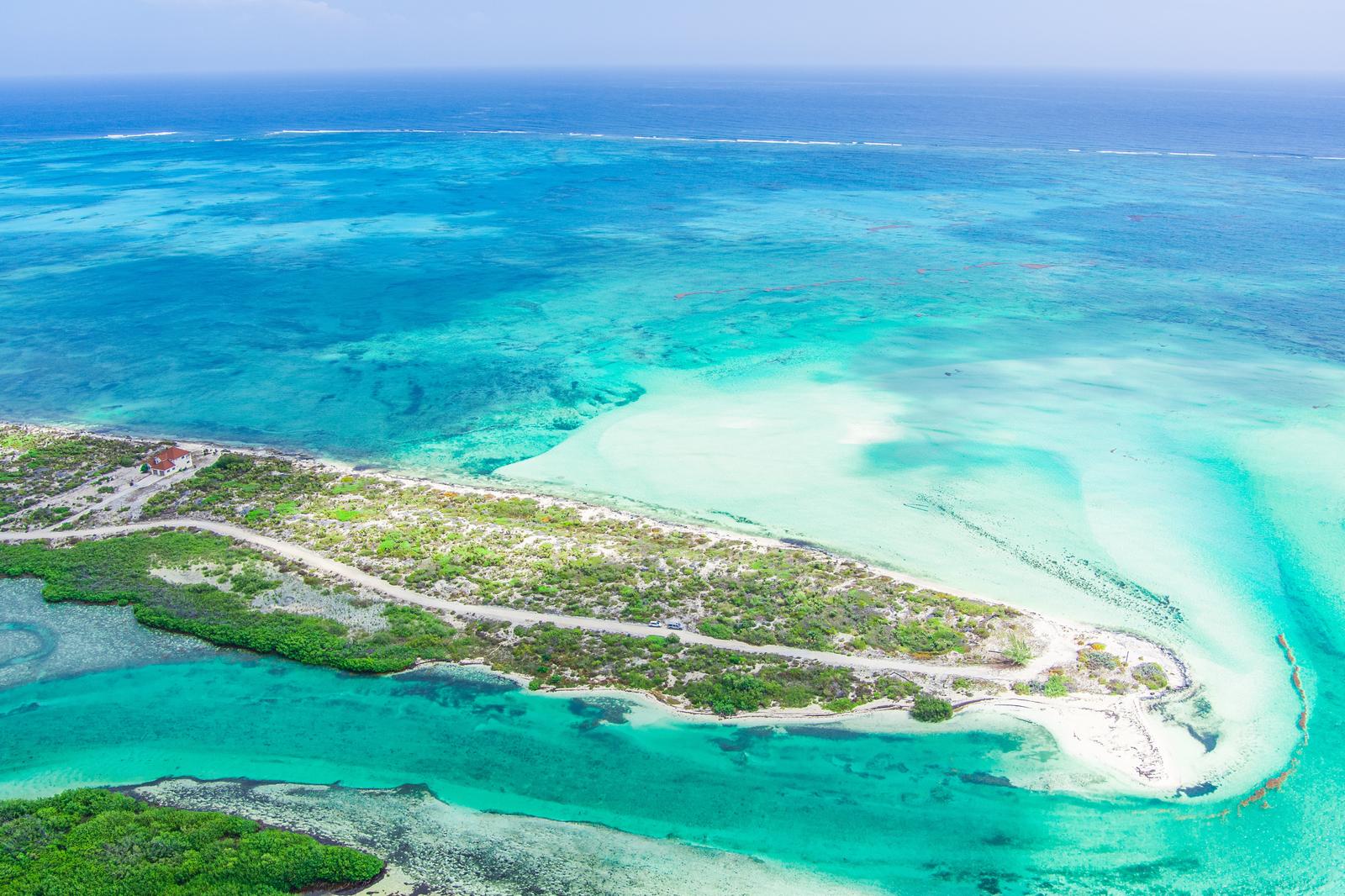 The Peninsula North Caicos - 5 Acres of Beachfront Land — photo 1