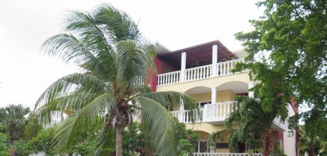 3 bedroom apartment for rent — photo 1