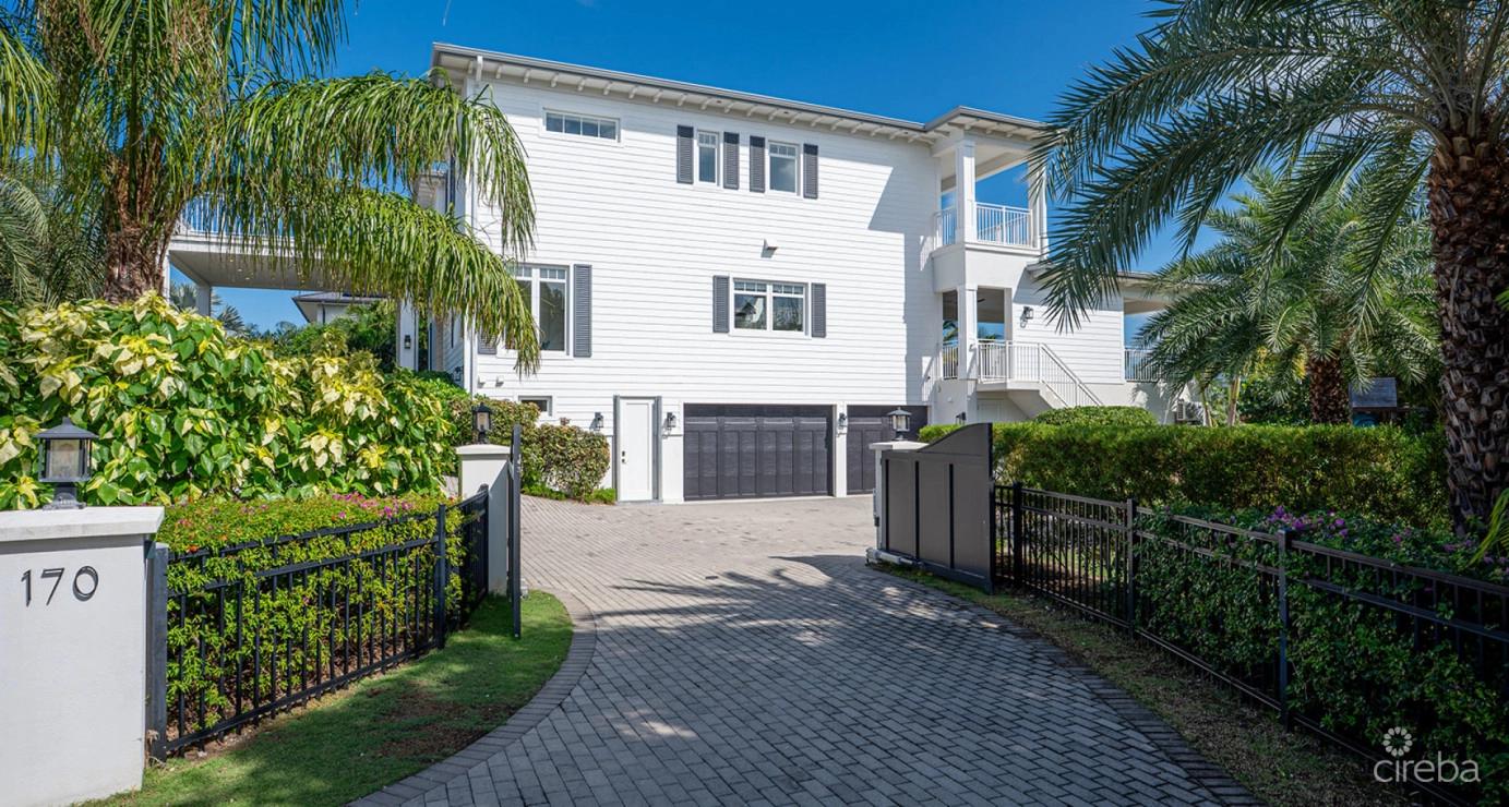 Crystal Harbour Masterpiece — photo 2