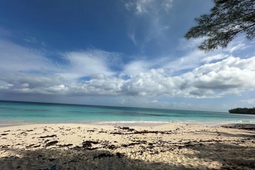 Lot 7 Poponi Beach 0.69 Acres — photo 3