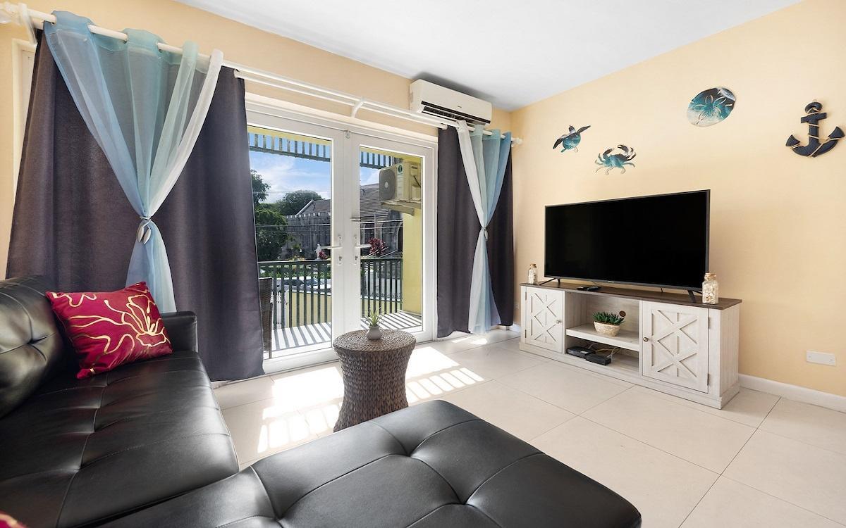 TOWN COURT Apartment for sale in Nassau — photo 3