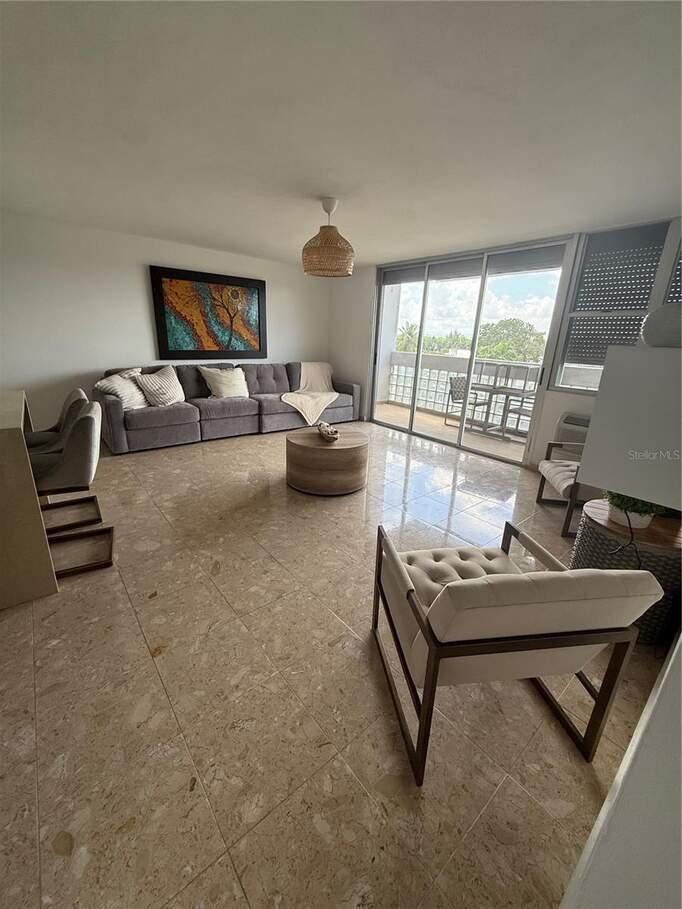 2 Bedroom Condo in Carolina, Puerto Rico — photo 3