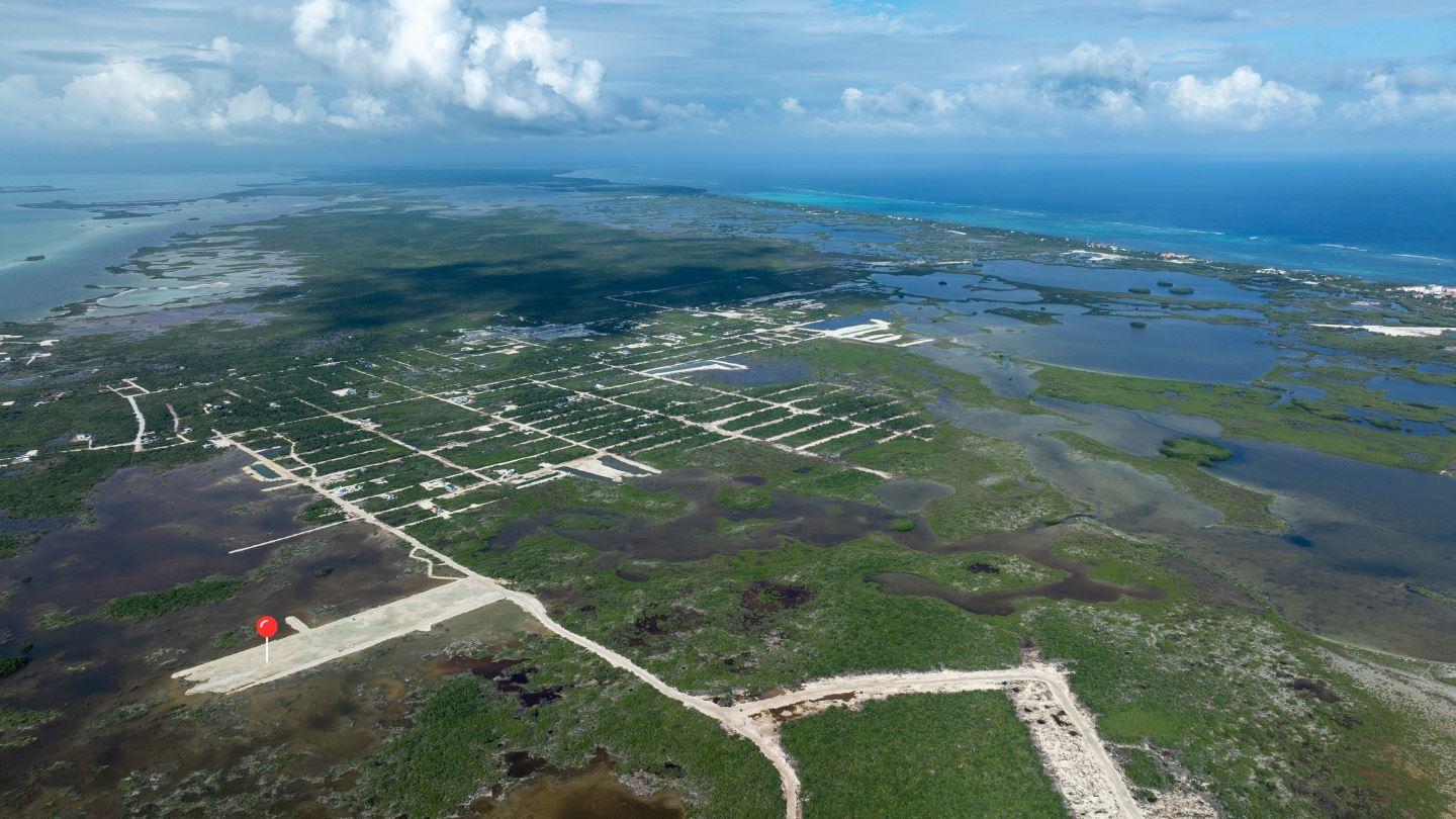 Oversized Cleared & Filled Lots Near Secret Beach — photo 4