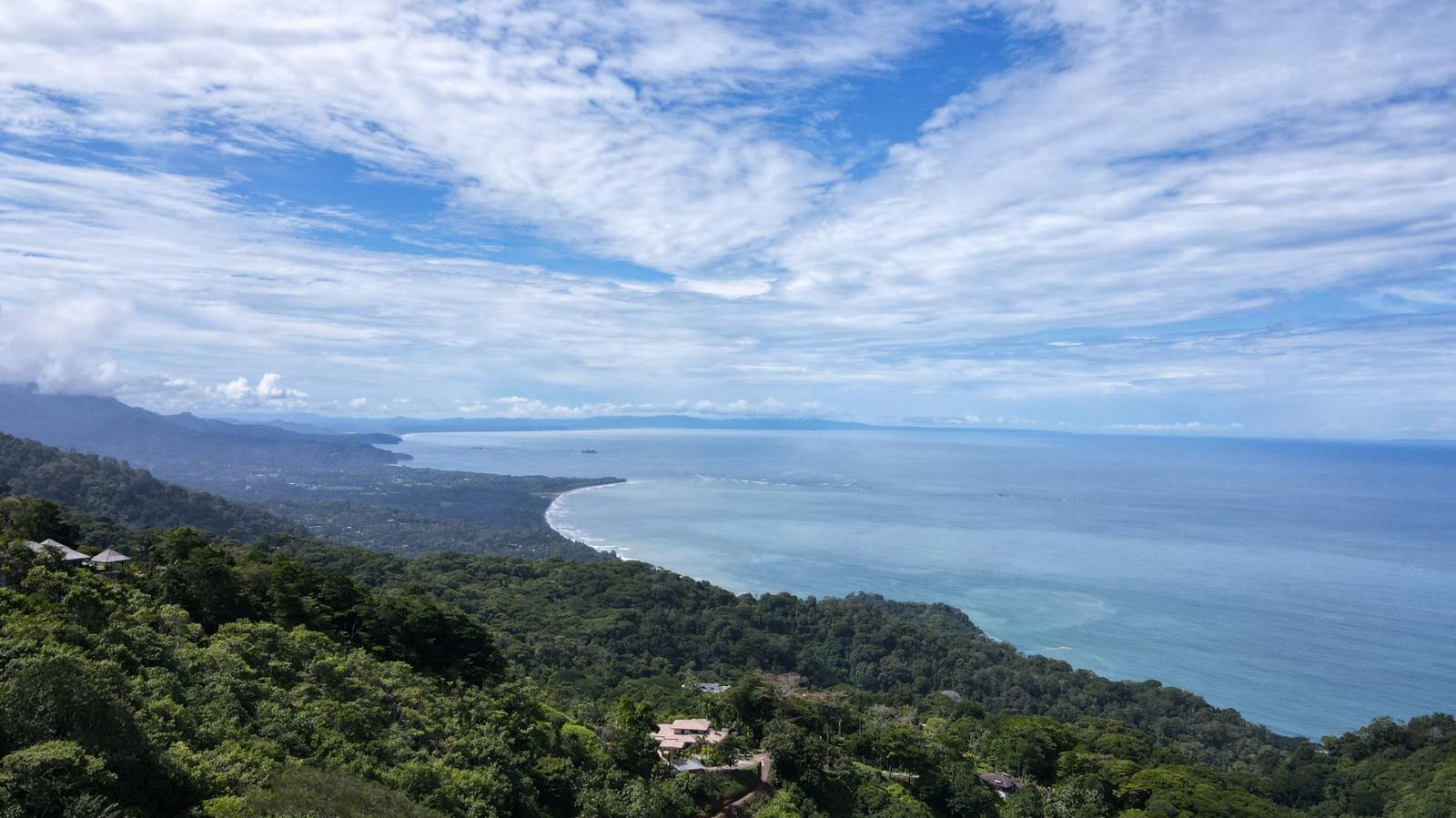 4.2 Acre Lot for Sale in Costa Verde Estates, Escaleras, Puntarenas, Costa Rica — photo 1