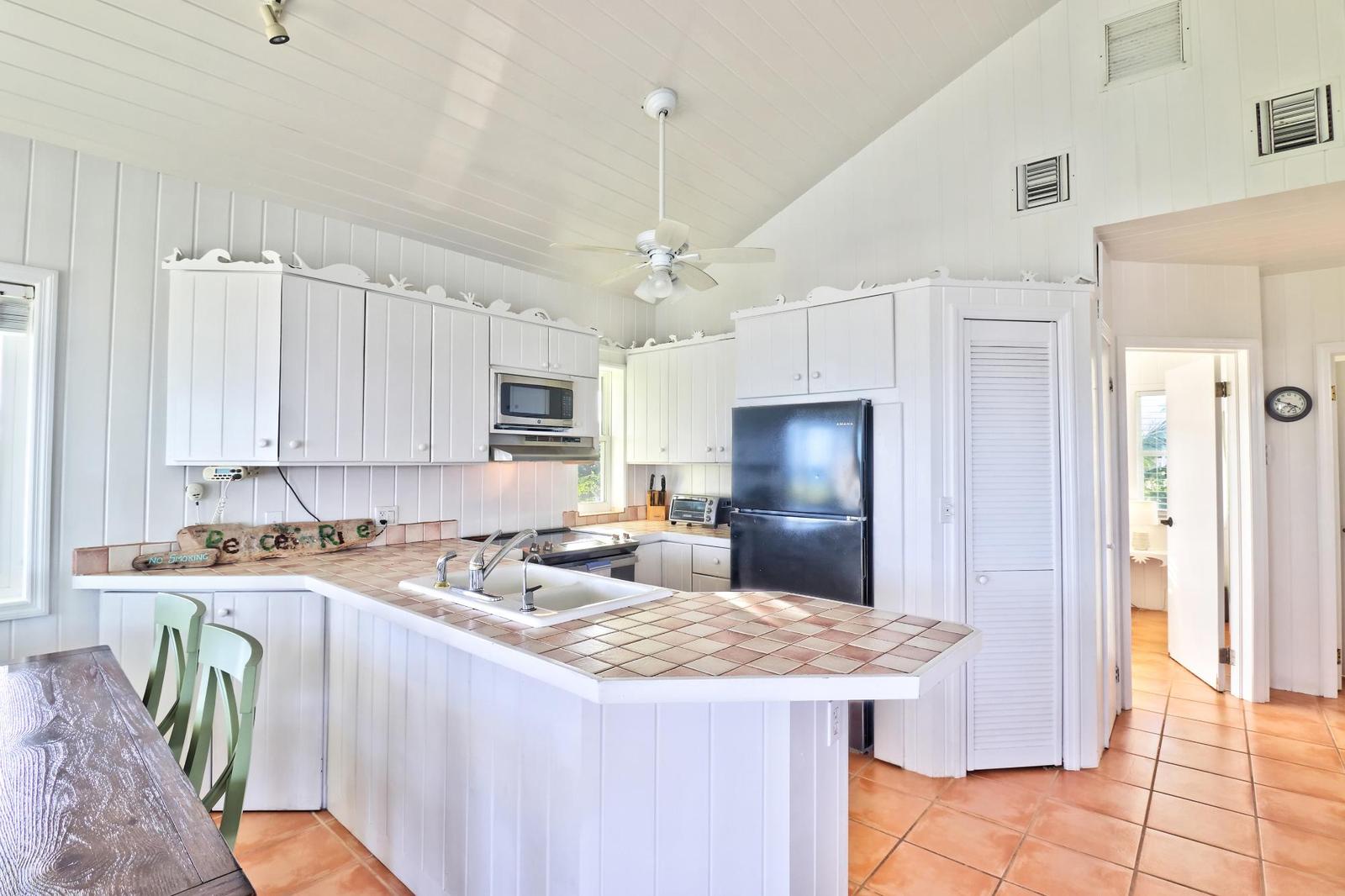 PEACE ‘N RICE Residence for Sale in Abaco Islands, The Bahamas — photo 5