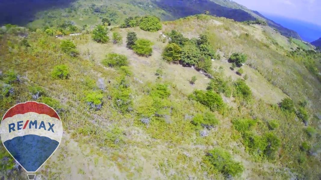 Massive Multipurpose Land For Sale - Excellent Opportunity in Gros-Islet — photo 3