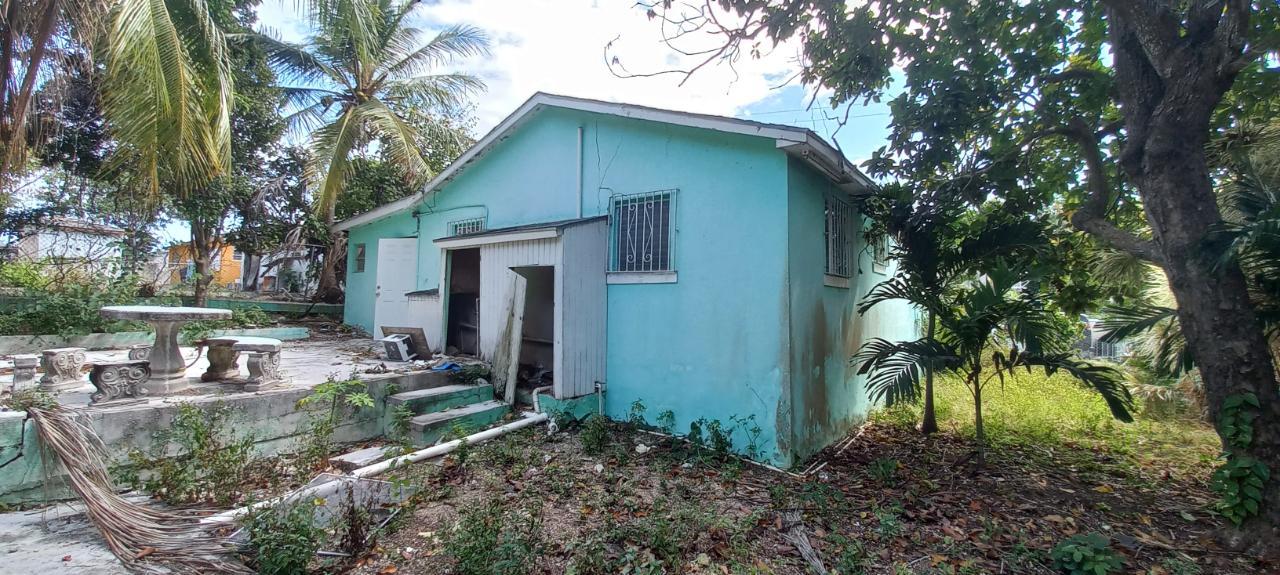 3 bedroom Residence for sale — 26 JOHNSON TERRACE in Nassau / New Providence, The Bahamas — photo 2
