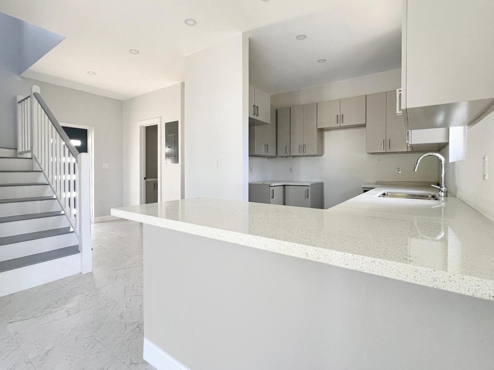 2 bedroom Apartment for sale - 9 Brooklyn Townhomes in Nassau — photo 5
