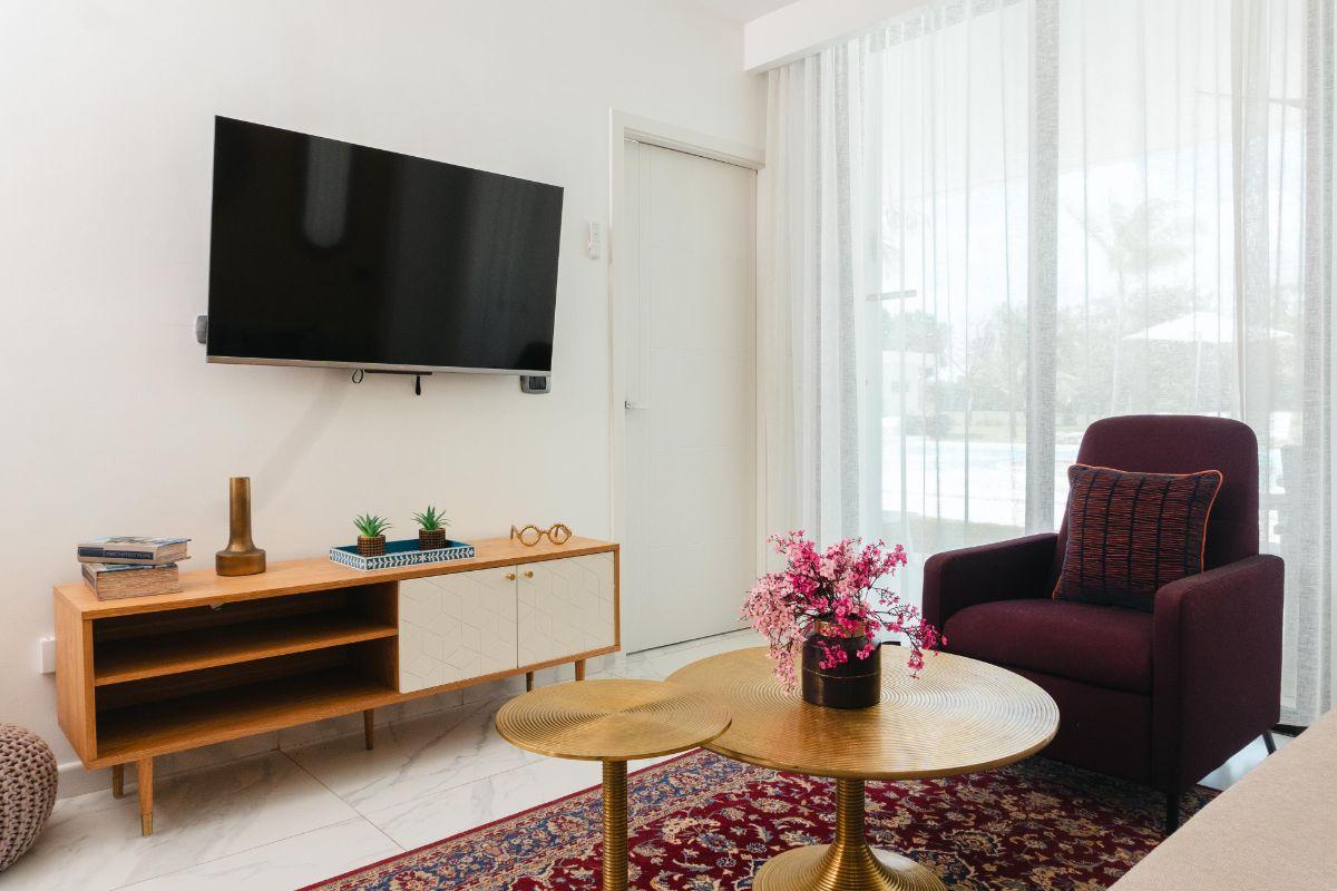 2 bedroom property for sale — photo 3