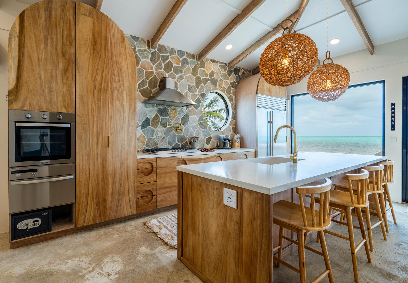 Stunning 3 Bedroom Home in Tres Cocos North Ambergris Caye — photo 1