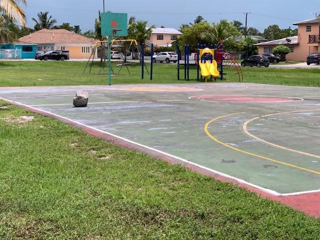 SIR LYNDEN PINDLING HOME — photo 4