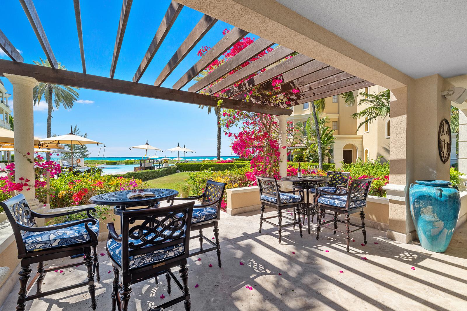 St. Regis Residences, Grace Bay, Providenciales, Turks and Caicos Islands — photo 2