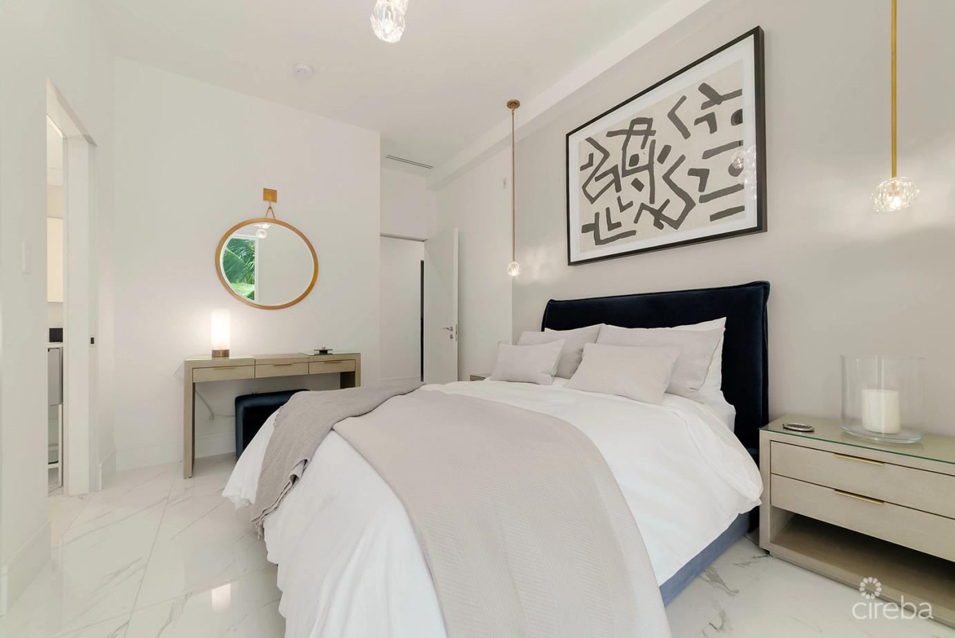 Fin- Chic 4 Bed W Den Condo in the Cayman Islands — photo 4