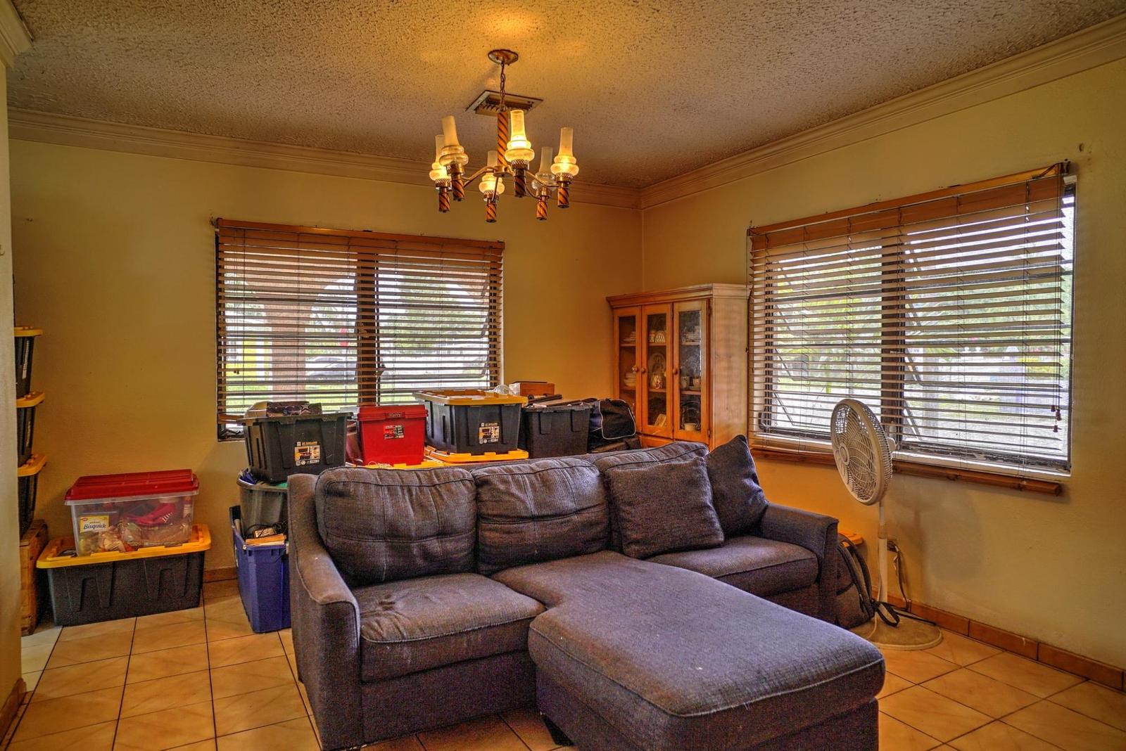 3 Bedroom Residence for Sale in Nassau — photo 3