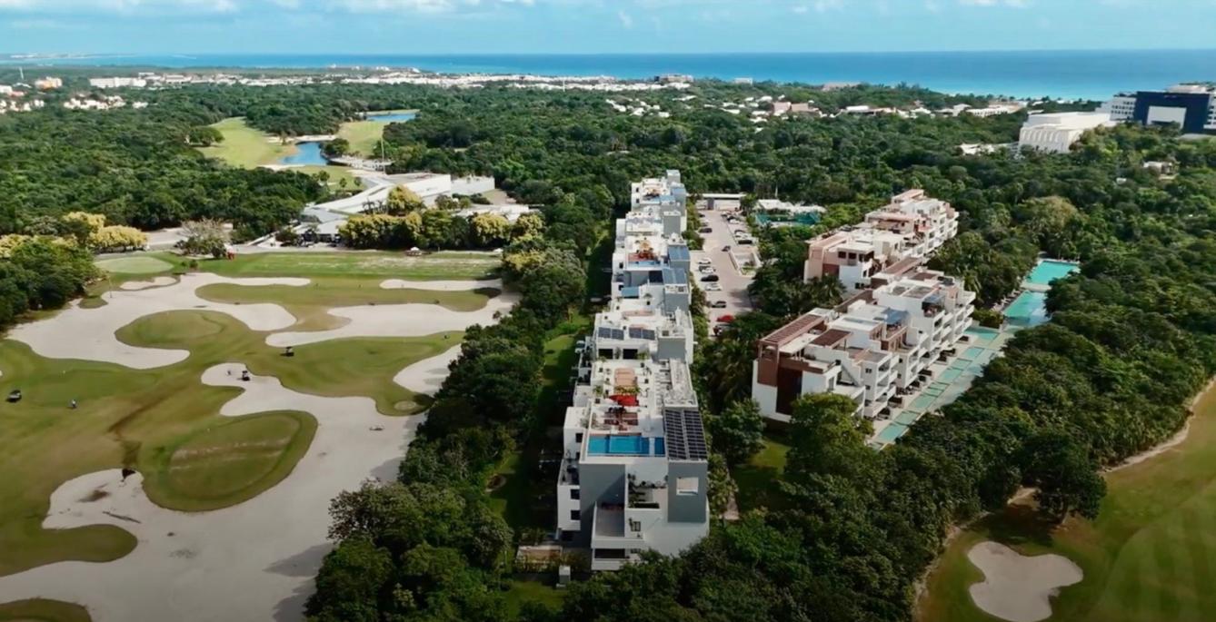 Lorena Ochoa Residences 4BR Condo — photo 1