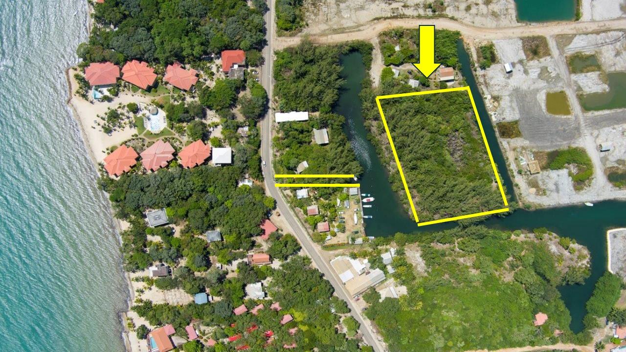 Marina Opportunity close to Village — photo 2