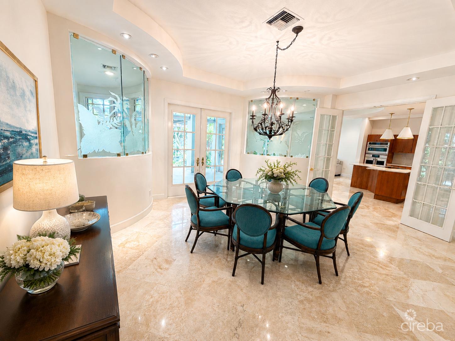 4 Bedroom Villa for Sale, King's Court, Britannia, Seven Mile Beach Corridor, Grand Cayman — photo 4