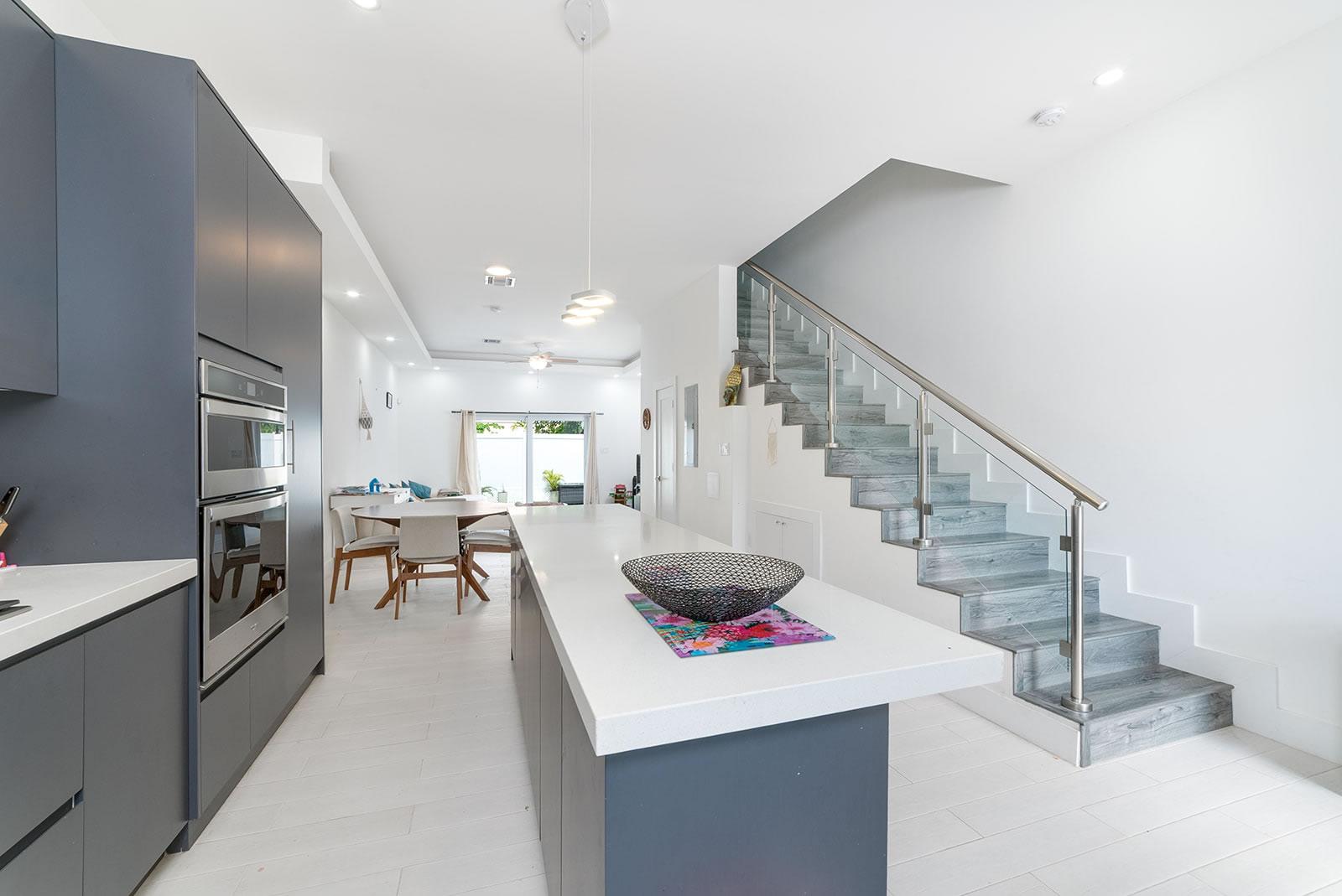 2 Bedroom Townhome for Sale, The Mantras, South Sound, Grand Cayman — photo 5