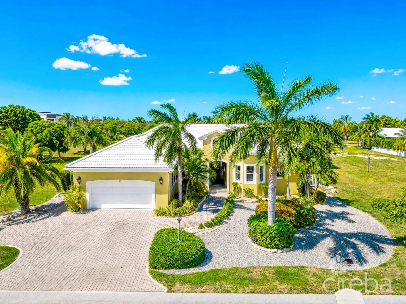 The Shores Family Home With Swimming Pool — photo 4