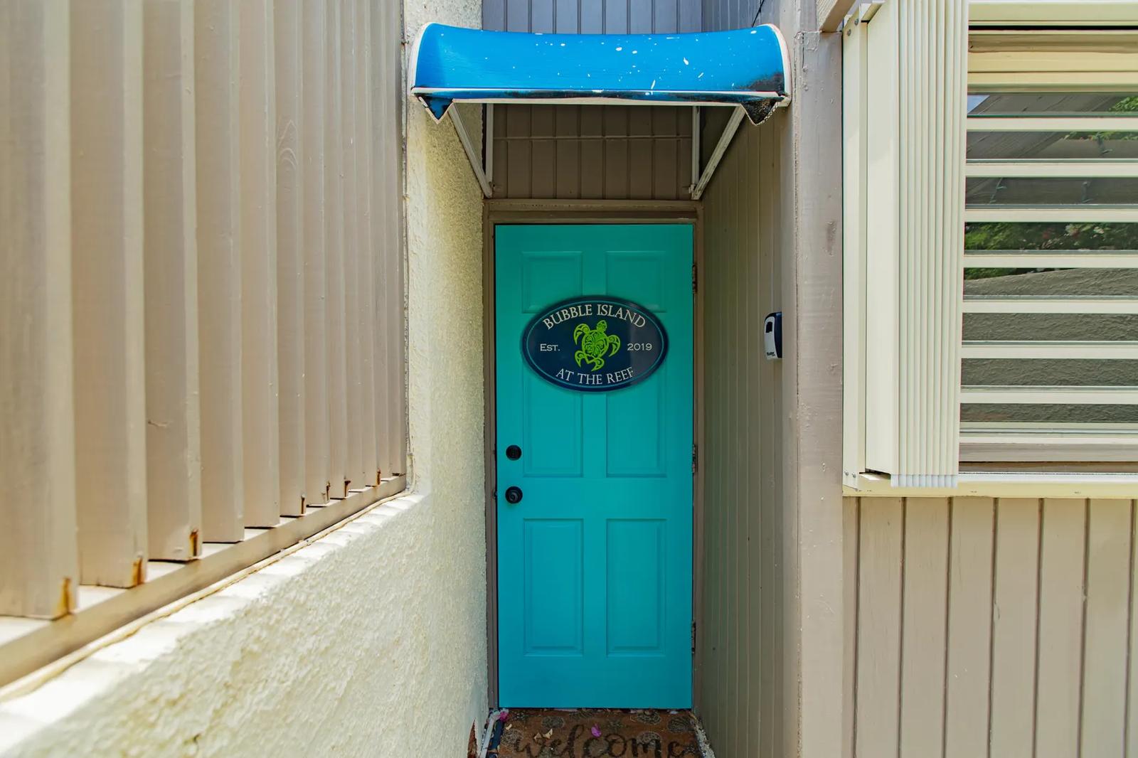 1 Bed Condo in Teagues Bay — photo 4