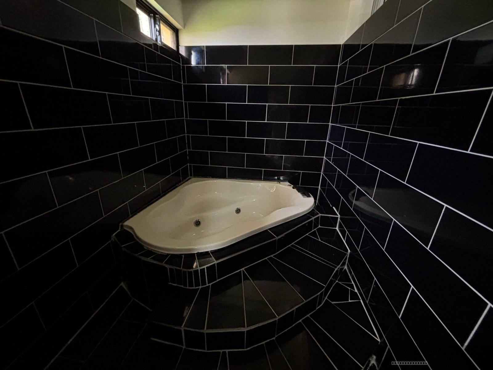 1 bedroom property for sale — photo 5
