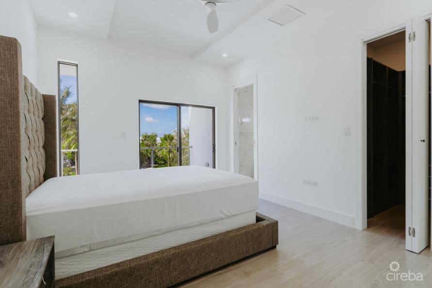 Casa Blanca 3BR New Luxury Duplex — photo 5