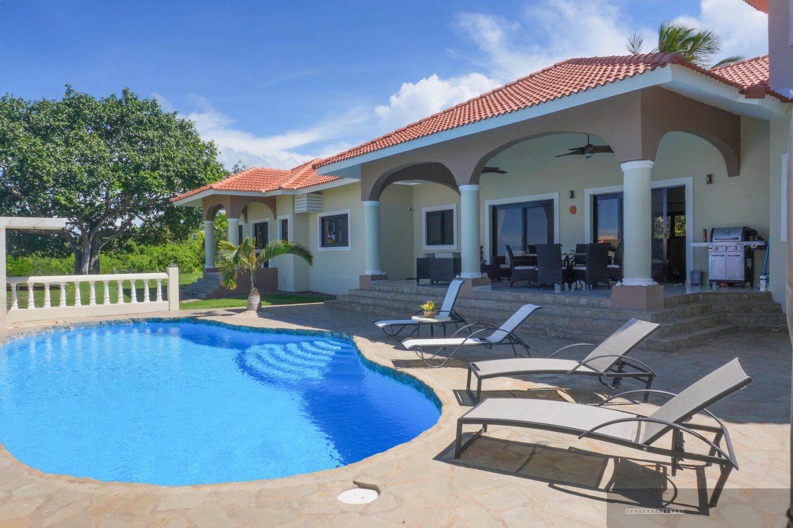 Oceanview 4-Bedroom Villa in Panorama Village, Sosúa — photo 1
