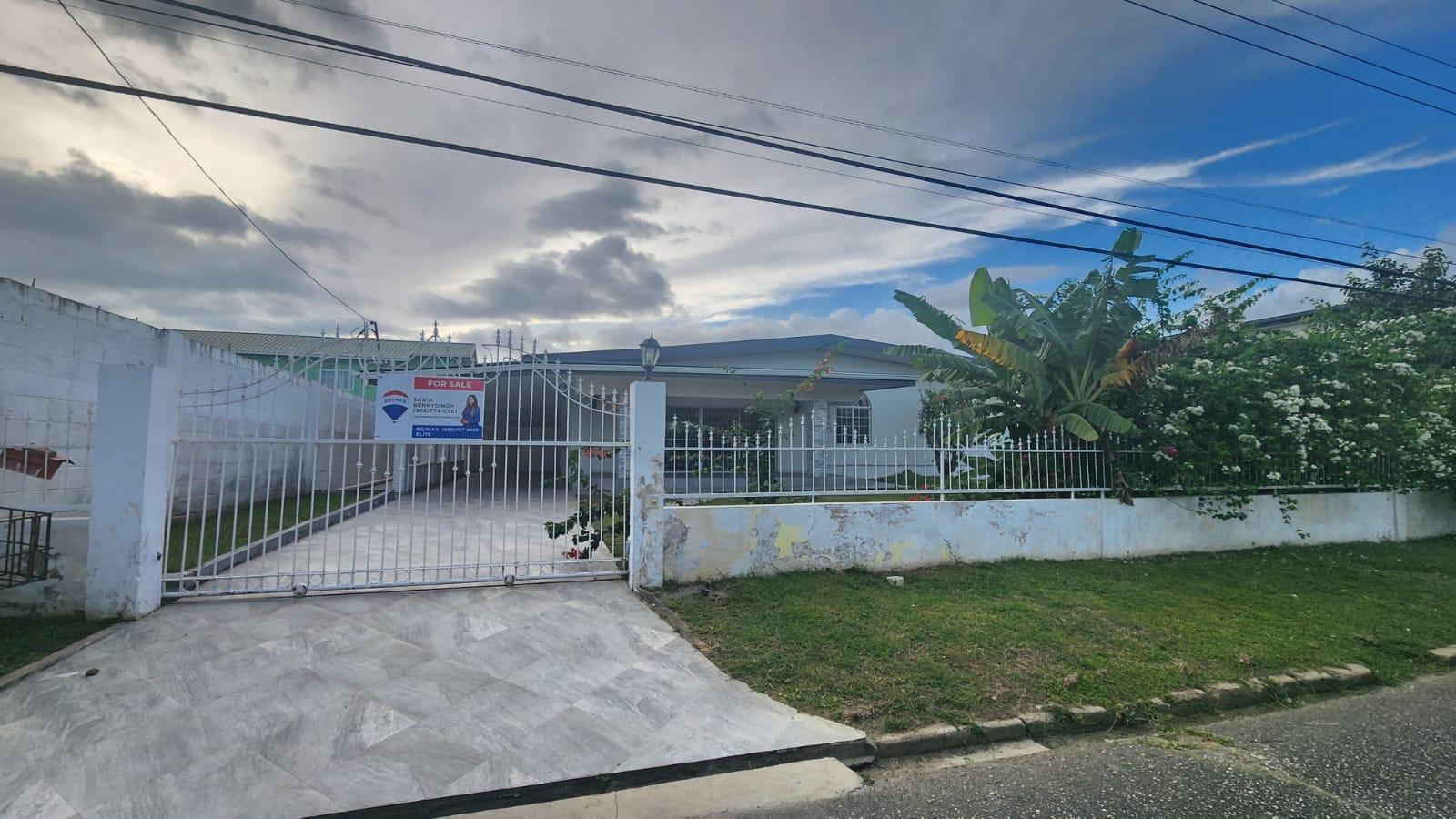 5Br./3Ba Valsayn House +Land for Sale — photo 2