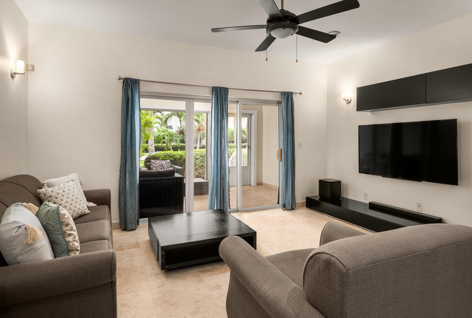 2 Bedroom Townhome for Sale, Palmyra, Grace Bay, Providenciales, Turks & Caicos — photo 3